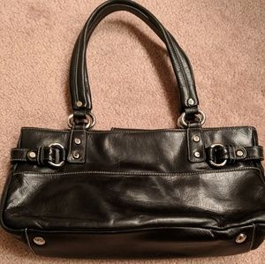 Perlina Black Leather Handbag
